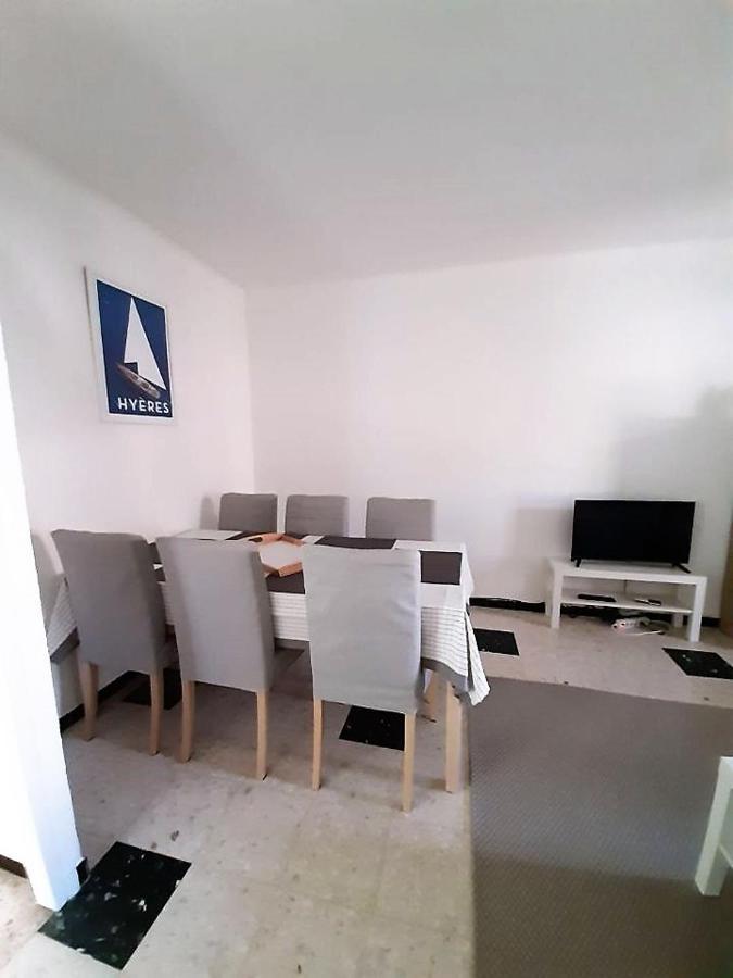 Beaux Appartements 3 Pieces Avec Espaces Exterieurs Et Parking - Proche Plage Hyères Exterior foto