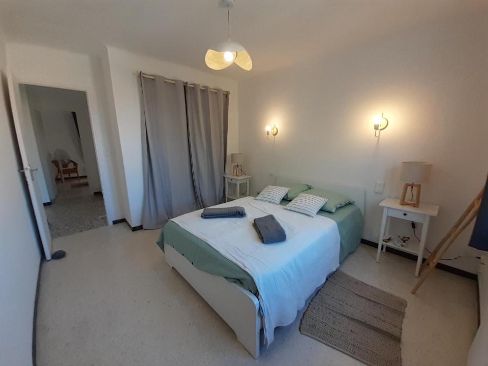 Beaux Appartements 3 Pieces Avec Espaces Exterieurs Et Parking - Proche Plage Hyères Exterior foto